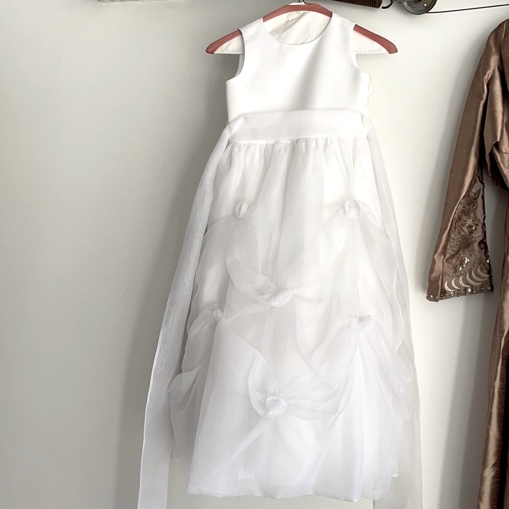 David’s bridal size 6 flower girl dress